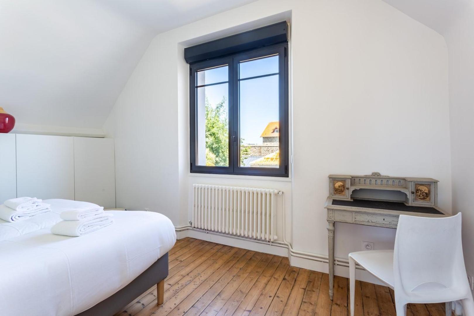 Rosalie - Maison Familiale Avec Jardin Clos-6 Pers Guest house *